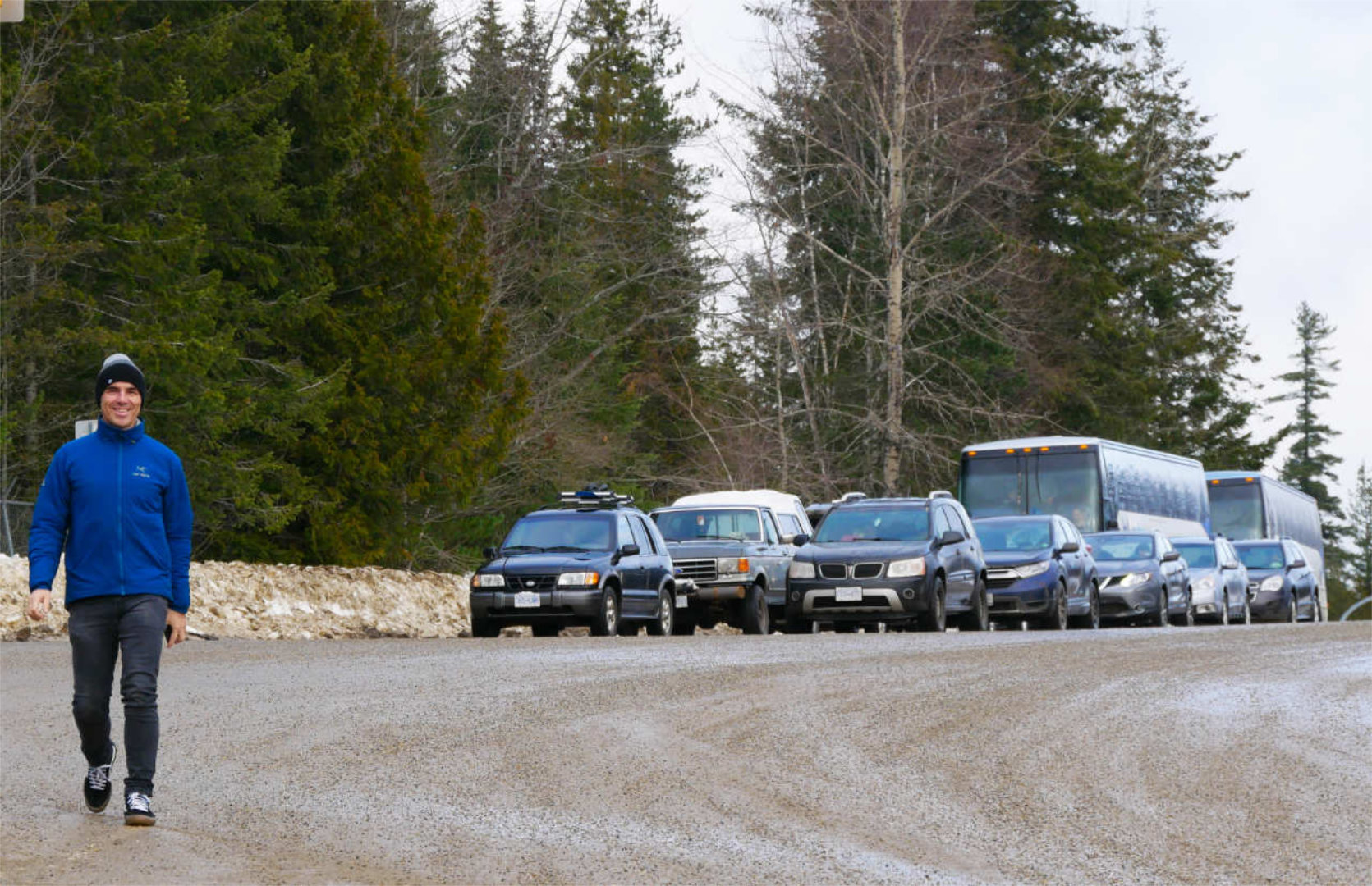 CMH Heliskiing Erfahrung Kelowna International Airport - CMH Shuttles